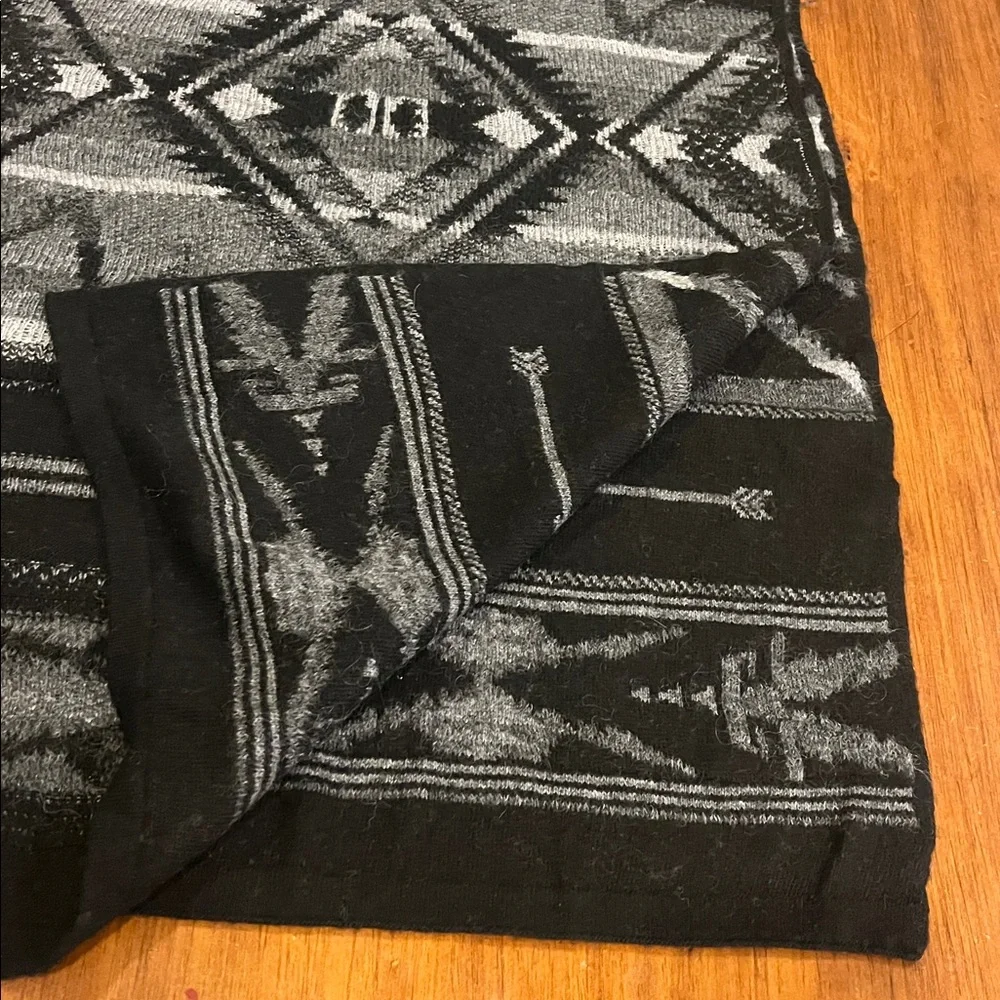 Polo Ralph Lauren Southwestern Beacon Aztec Scarf black gray